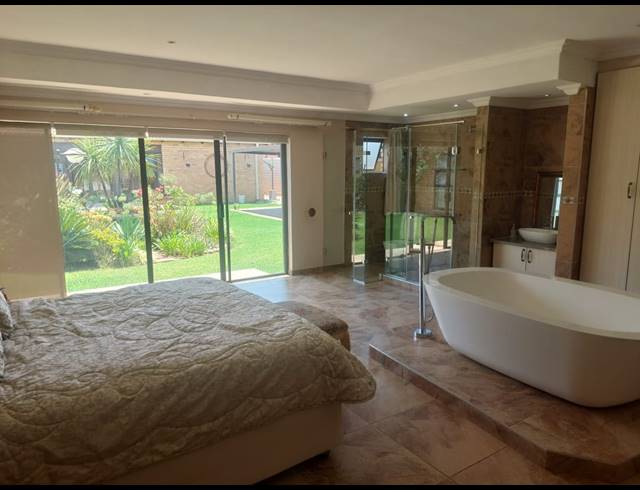 4 BEDROOM HOUSE FOR SALE IN WALDRIFT